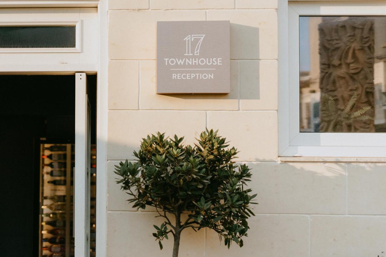 Townhouse17 Boutique Bed & Breakfast Victoria Exterior photo